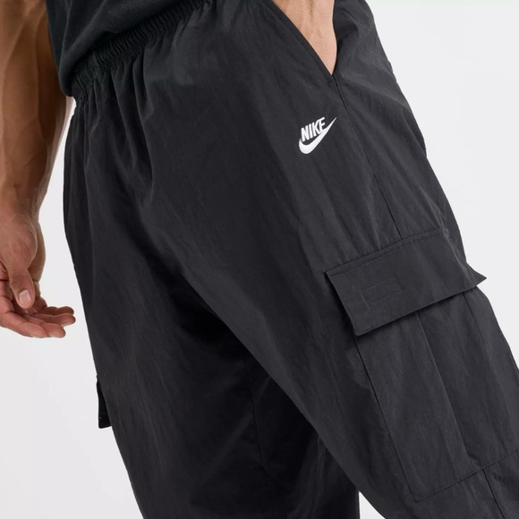 Nike Men's Dark Cargo Pants - Picture 2 of 9